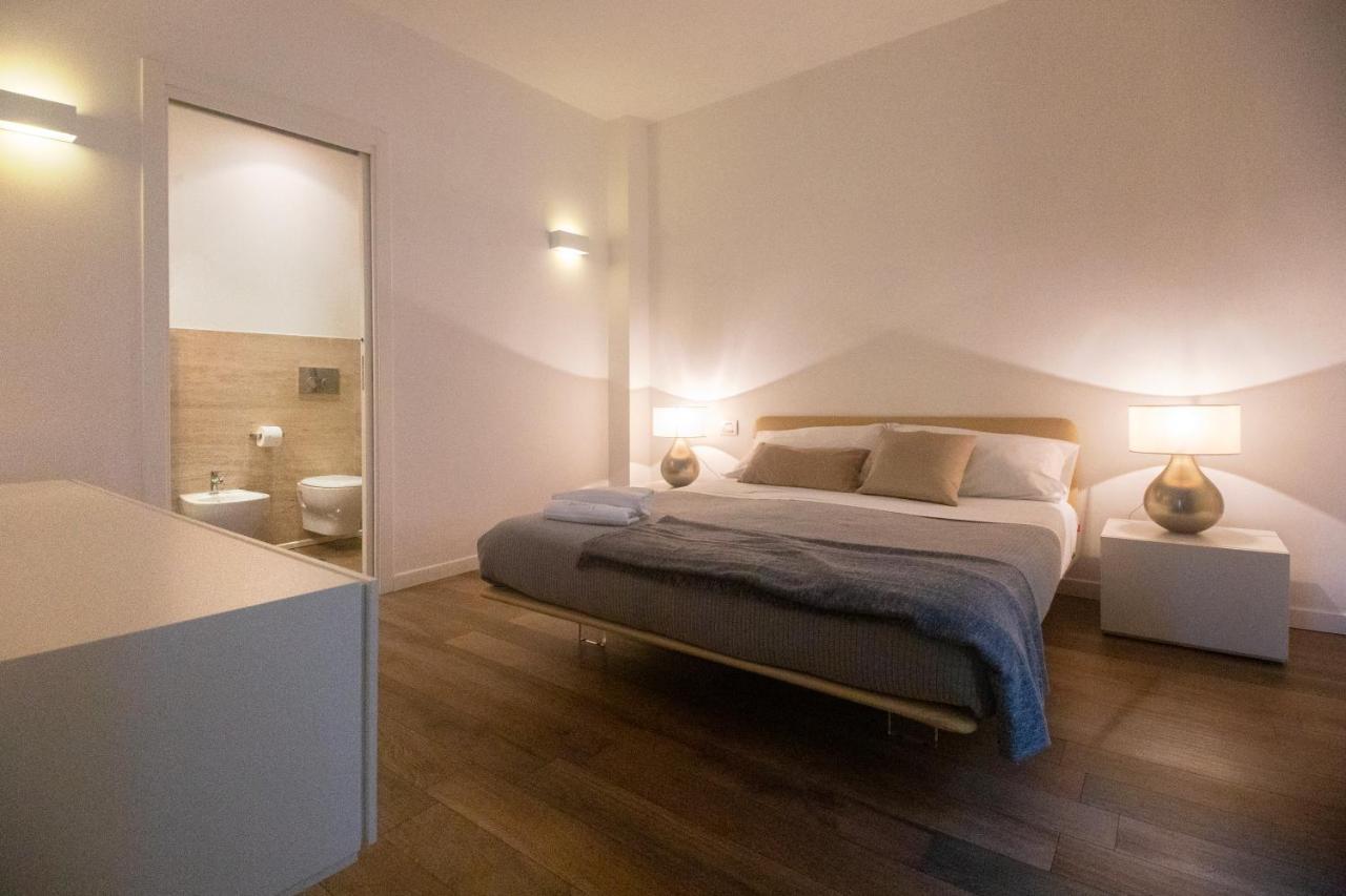 Santo Stefano Raro Rooms Collection Brindisi Exterior foto